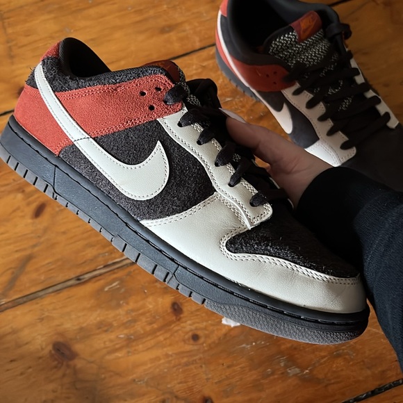 Nike Dunk Low Red Pandas - Picture 3 of 9